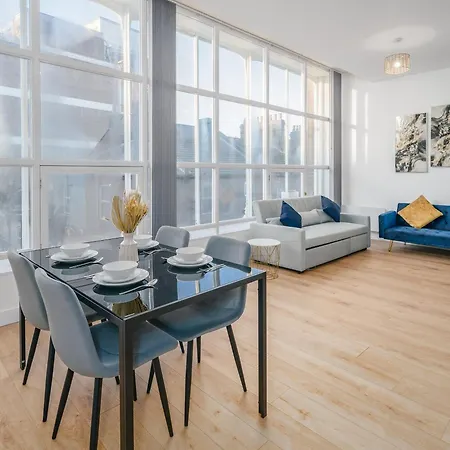 Town Centre Apartment - Near Airport & Train Station Luton  Esterno foto